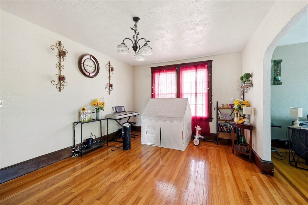 2143-2145 Northampton St, Holyoke, MA Photo #11