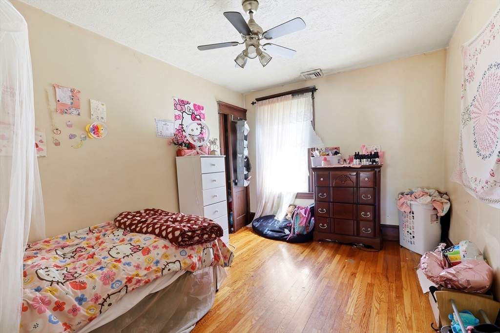 2143-2145 Northampton St, Holyoke, MA Photo #22