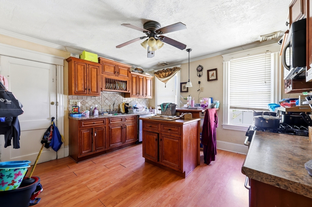 2143-2145 Northampton St, Holyoke, MA Photo #18