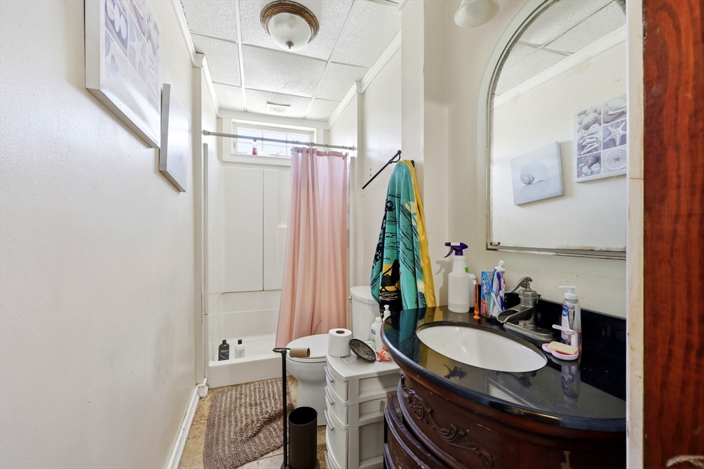 2143-2145 Northampton St, Holyoke, MA Photo #25