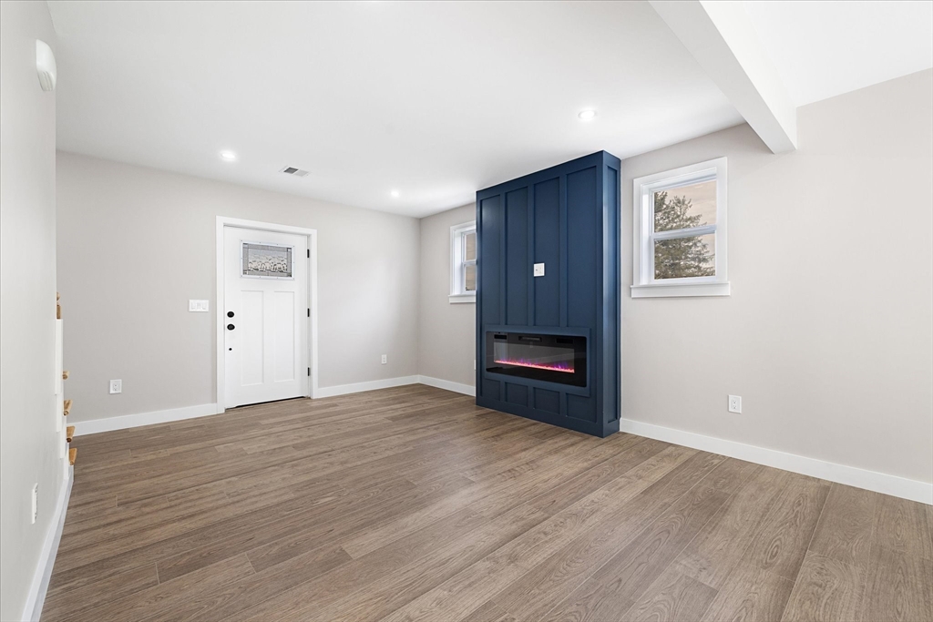 8 Wilson St