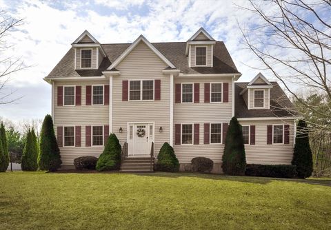 Photo of 46 Ashwood Ave, Wilmington, MA 01887 (MLS # 73503957)