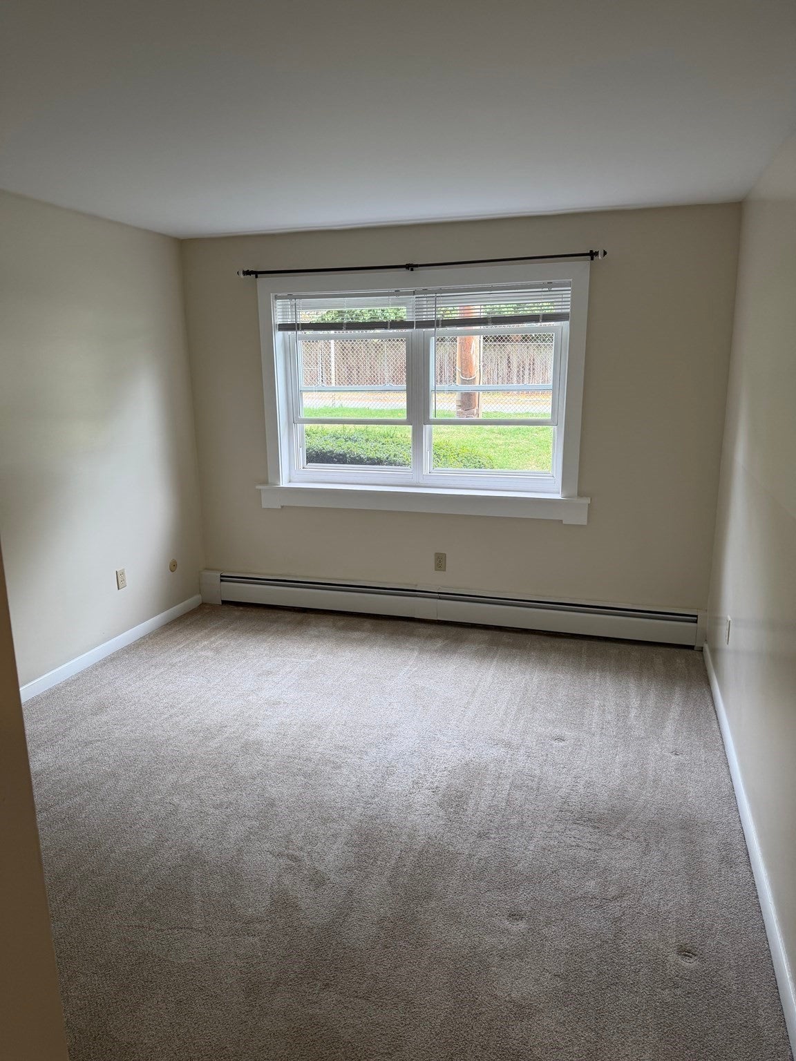 81 High St #4, Amesbury, MA, 81 High St #4, Amesbury, MA Photo #13