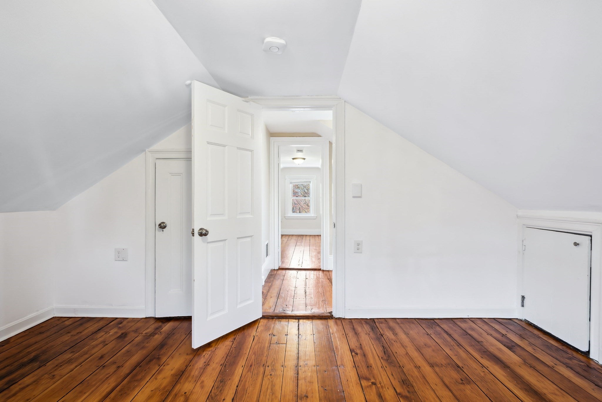 40 Humphreys St, Boston, MA Photo #28