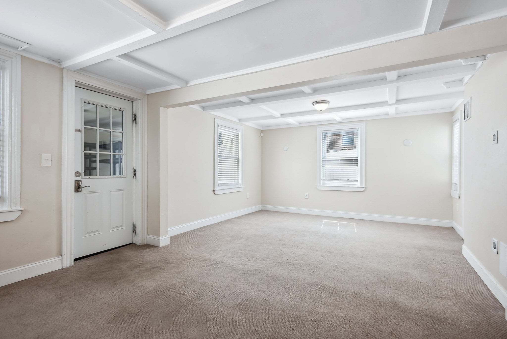 40 Humphreys St, Boston, MA Photo #19