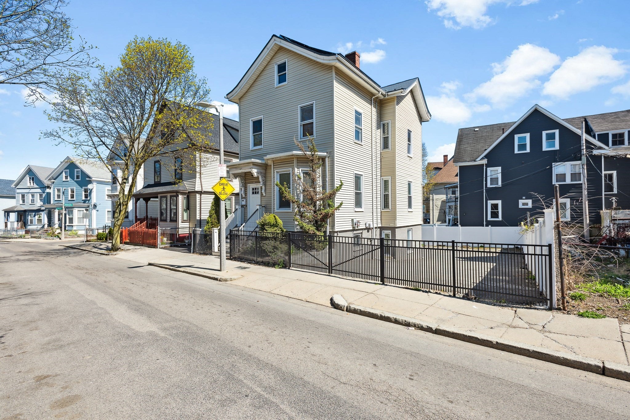40 Humphreys St