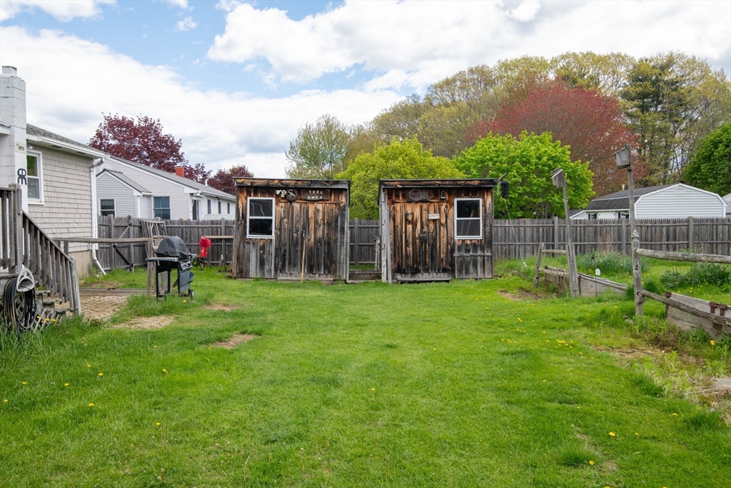 28 Lafayette St, Amesbury, MA Photo #9