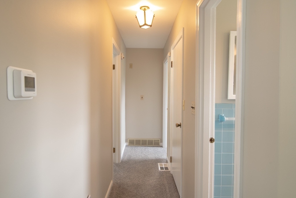 28 Lafayette St, Amesbury, MA Photo #21