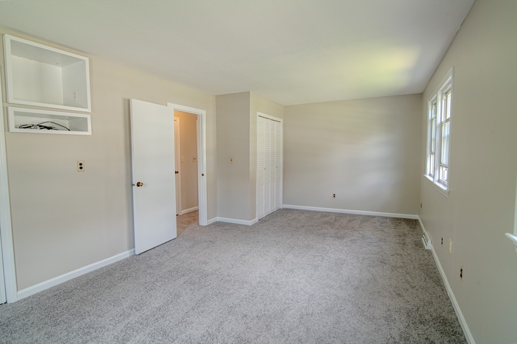 28 Lafayette St, Amesbury, MA Photo #26