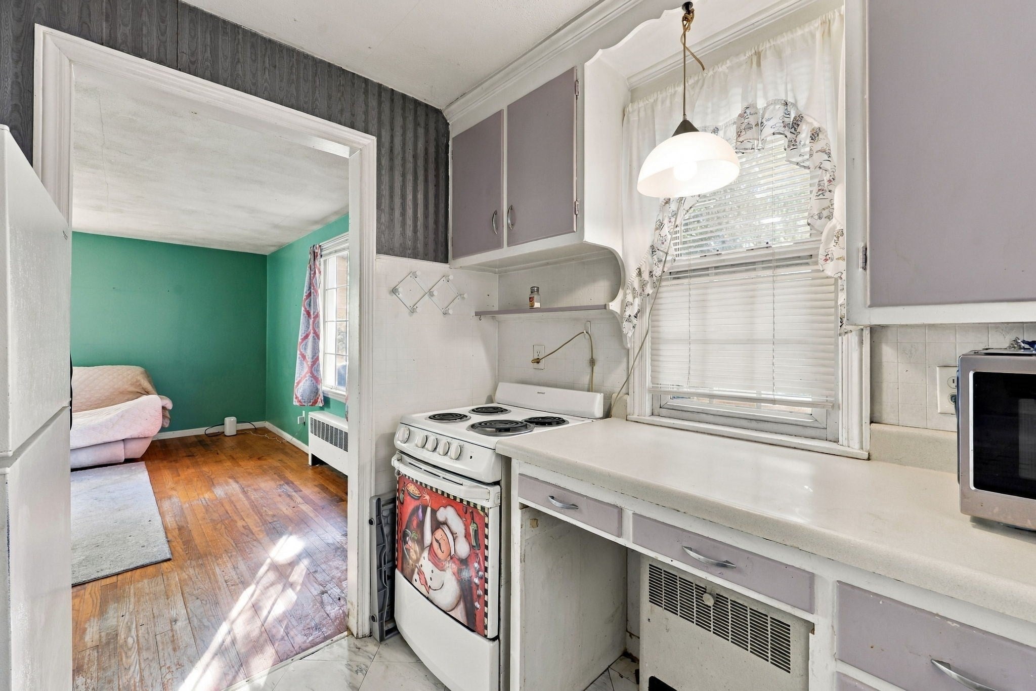 79 Almon Ave, West Springfield, MA Photo #8