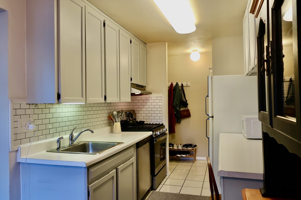 40 Shrewsbury Green Dr A