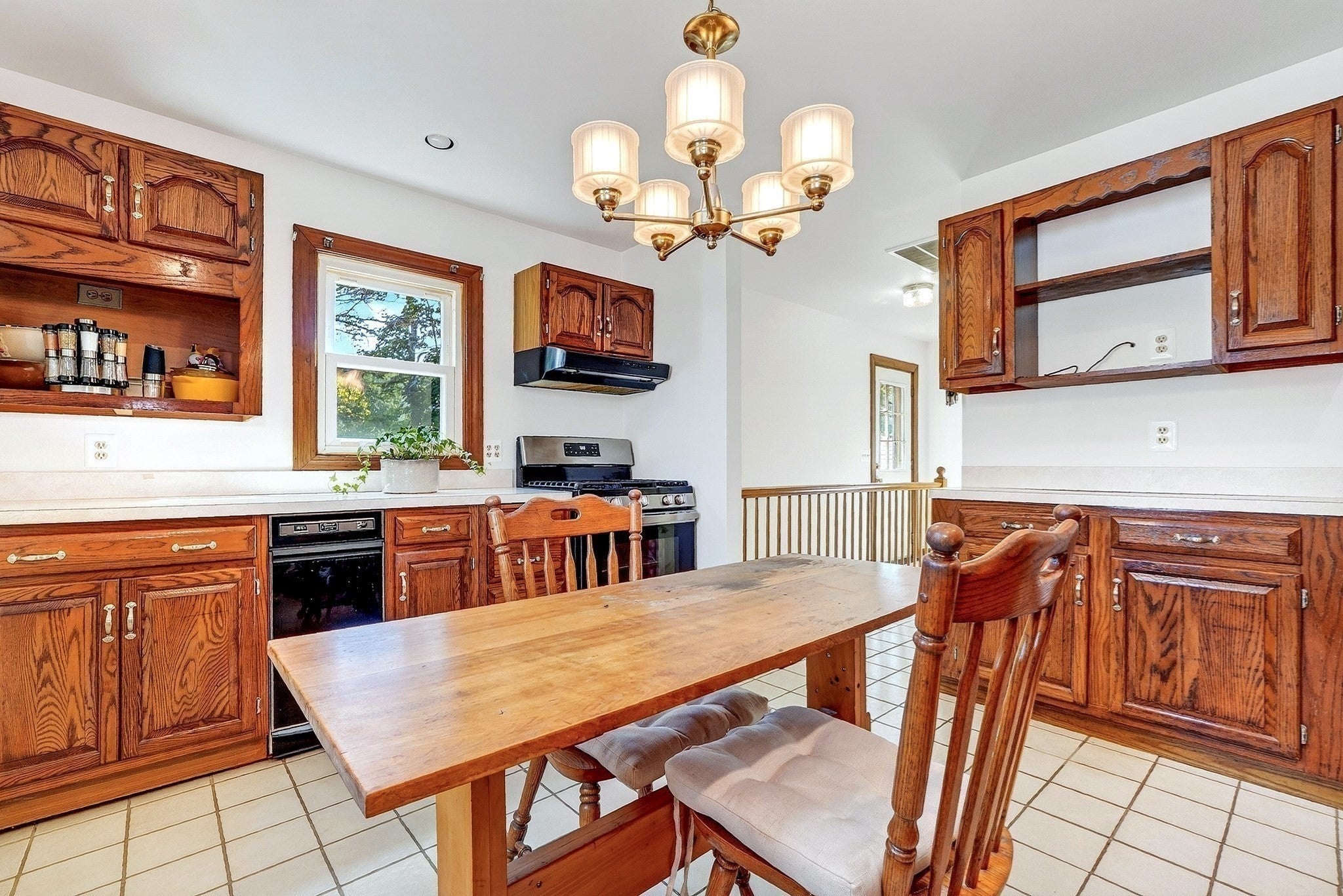 83 Beacon Street, Melrose, MA Photo #21