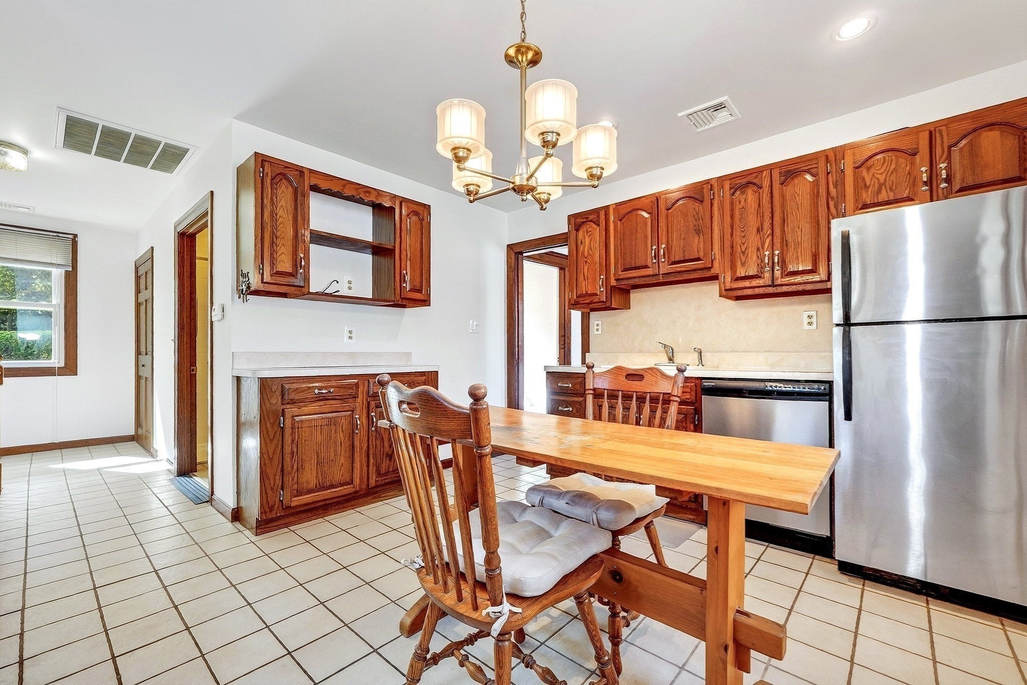 83 Beacon Street, Melrose, MA Photo #20