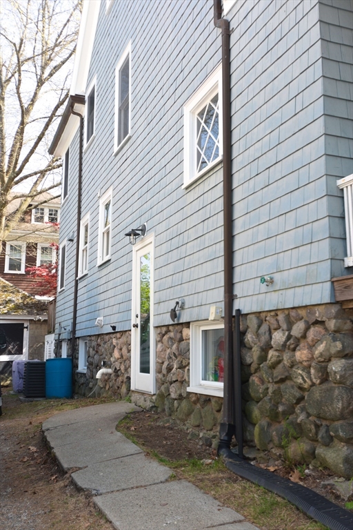 30 Highland Ave