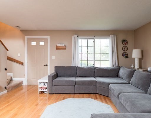 489 Turnpike Street 2-3