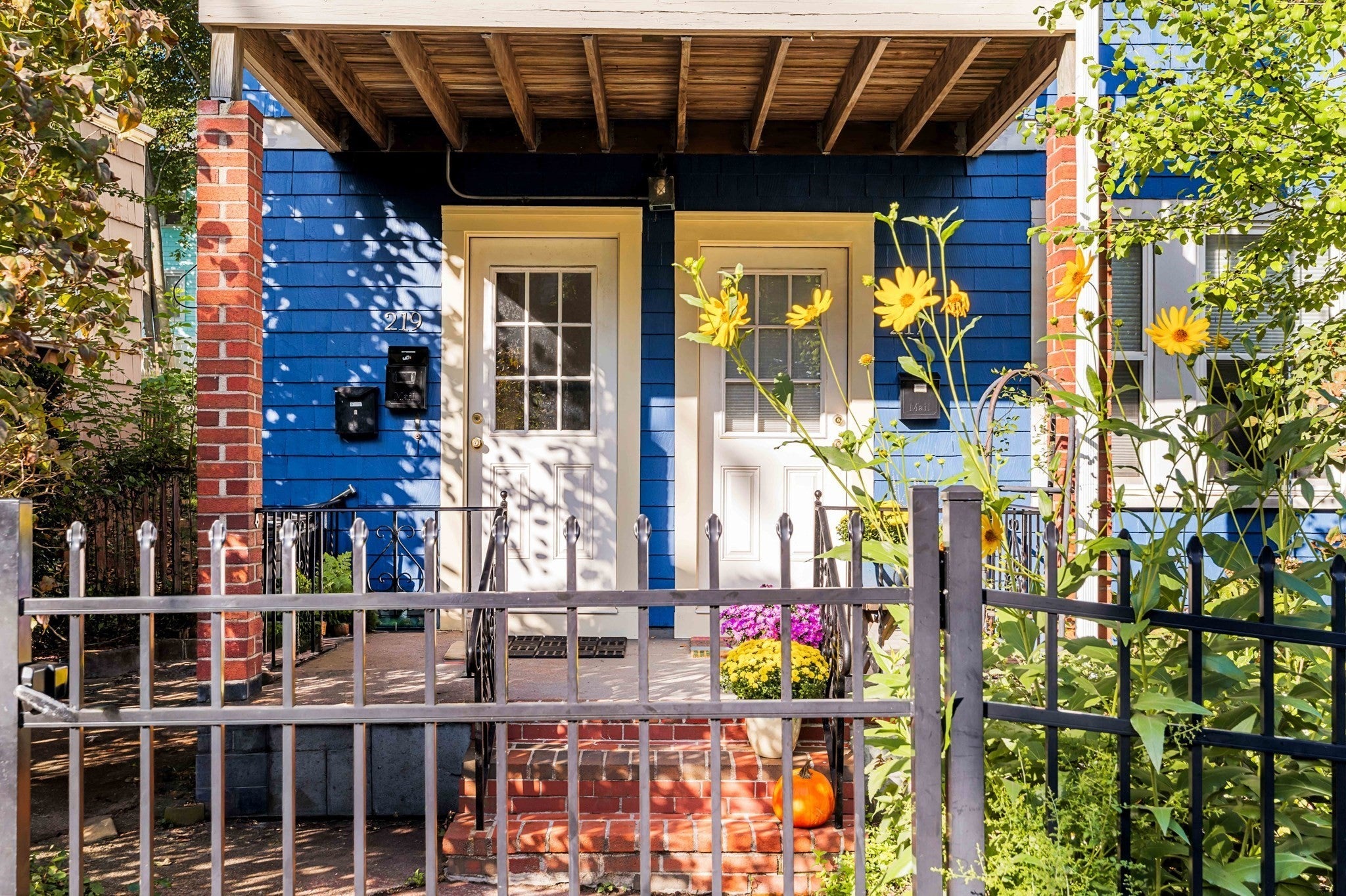 219 Florence Street #219, Boston, MA, 219 Florence Street #219, Boston, MA Photo #2