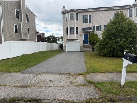 Photo of 4 Pearlbush Path, Worcester, MA 01607 (MLS # 73573655)
