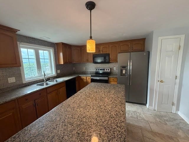 4 Pearlbush Path, Worcester, MA, 4 Pearlbush Path, Worcester, MA Photo #22