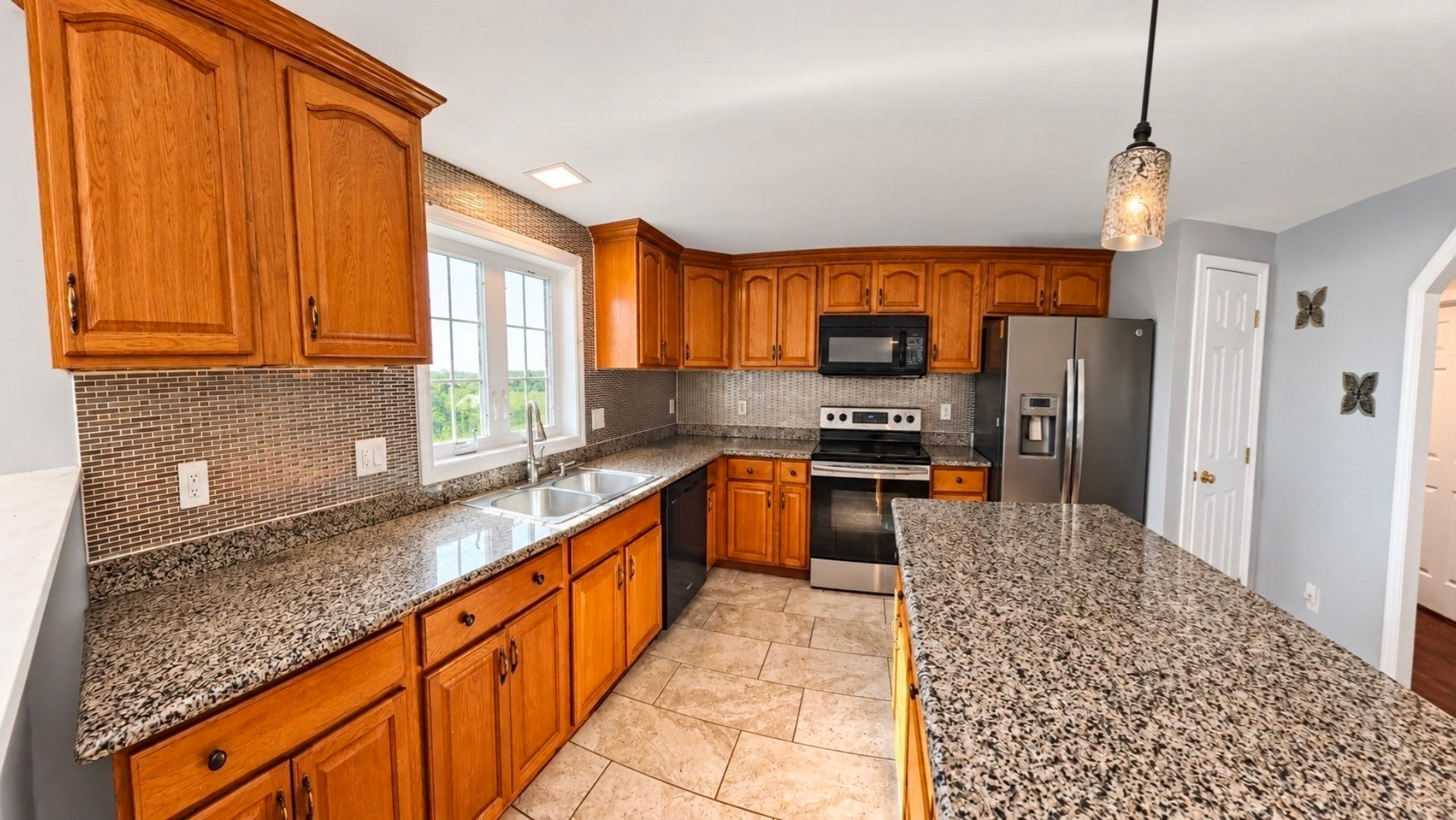 4 Pearlbush Path, Worcester, MA, 4 Pearlbush Path, Worcester, MA Photo #5