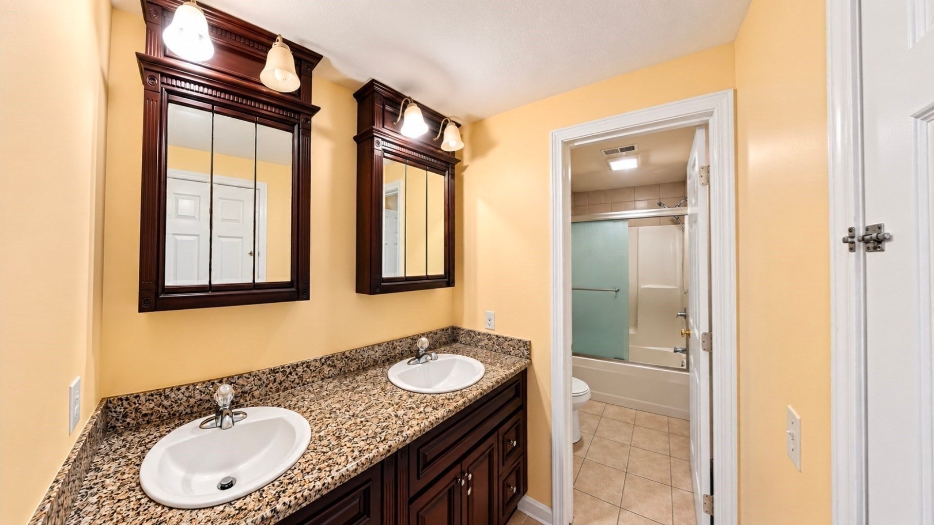 4 Pearlbush Path, Worcester, MA, 4 Pearlbush Path, Worcester, MA Photo #7