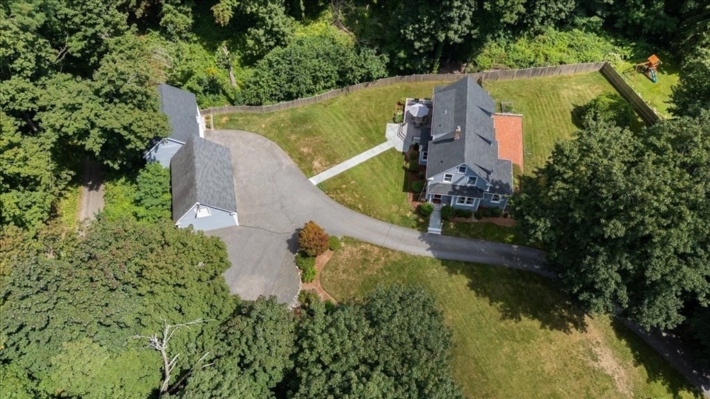 104 High St, Topsfield, MA, 104 High St, Topsfield, MA Photo #3