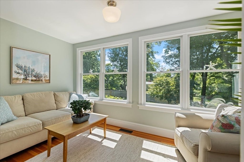 104 High St, Topsfield, MA, 104 High St, Topsfield, MA Photo #13