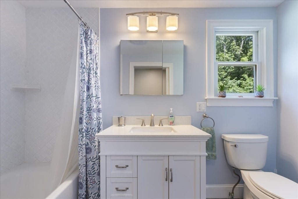 104 High St, Topsfield, MA, 104 High St, Topsfield, MA Photo #27
