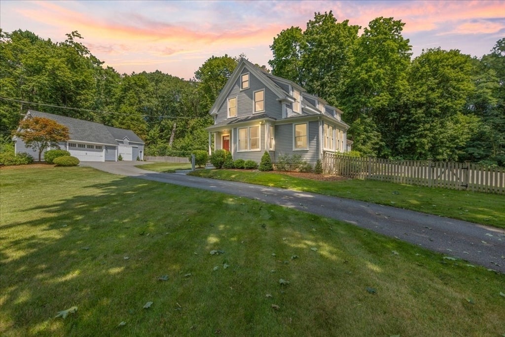 104 High St, Topsfield, MA, 104 High St, Topsfield, MA Photo #1