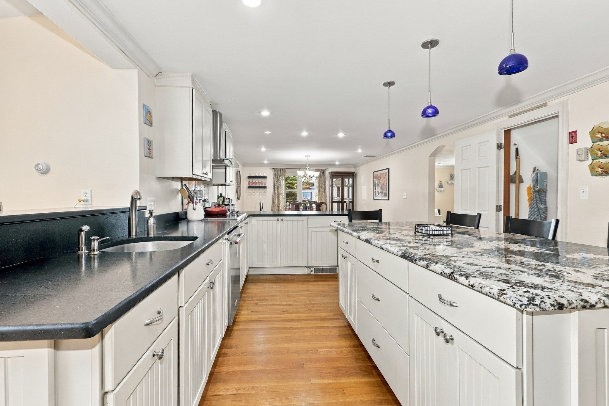 8 Walsh Ave, Stoneham, MA Photo #7