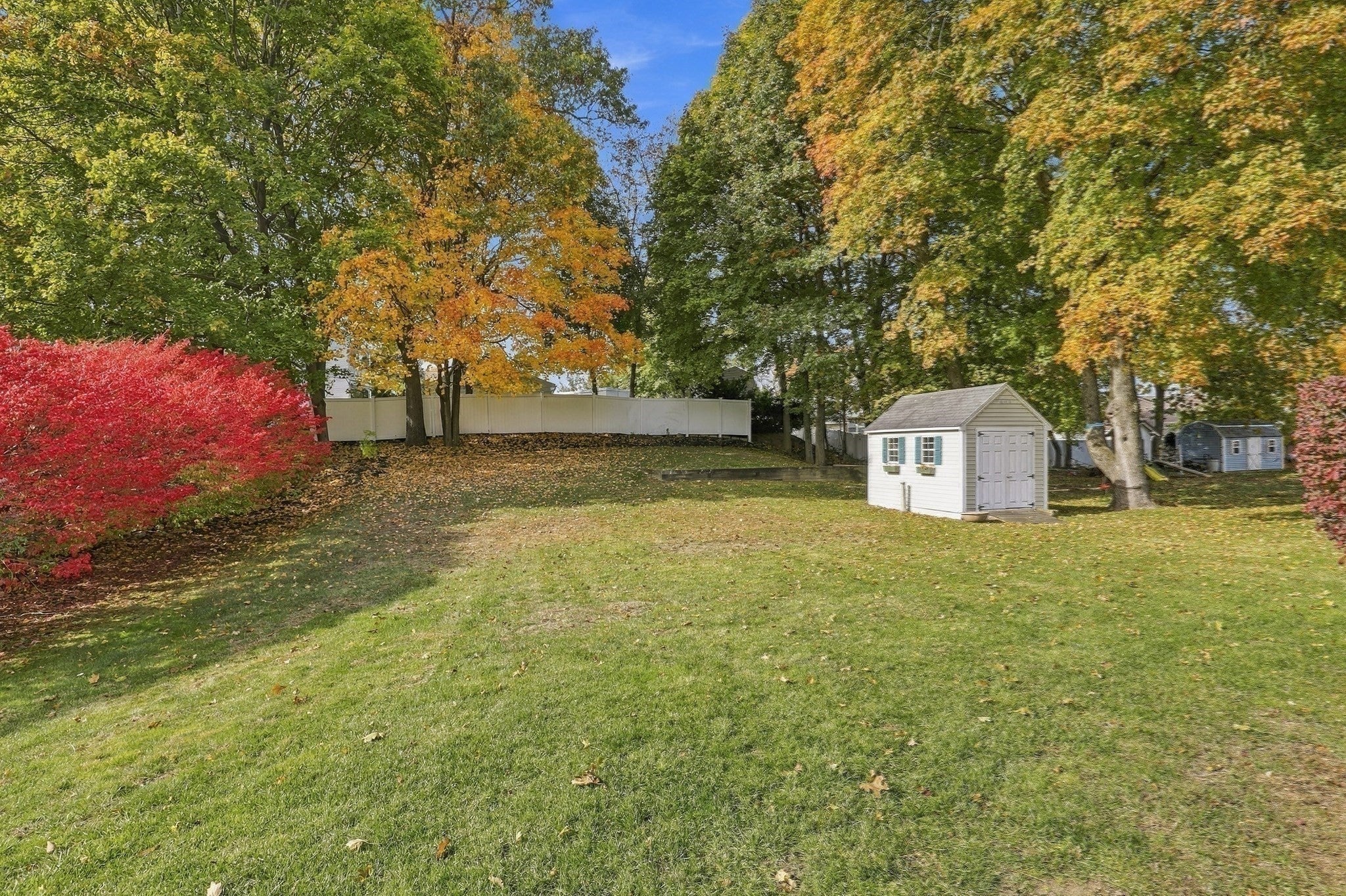 8 Walsh Ave, Stoneham, MA Photo #35