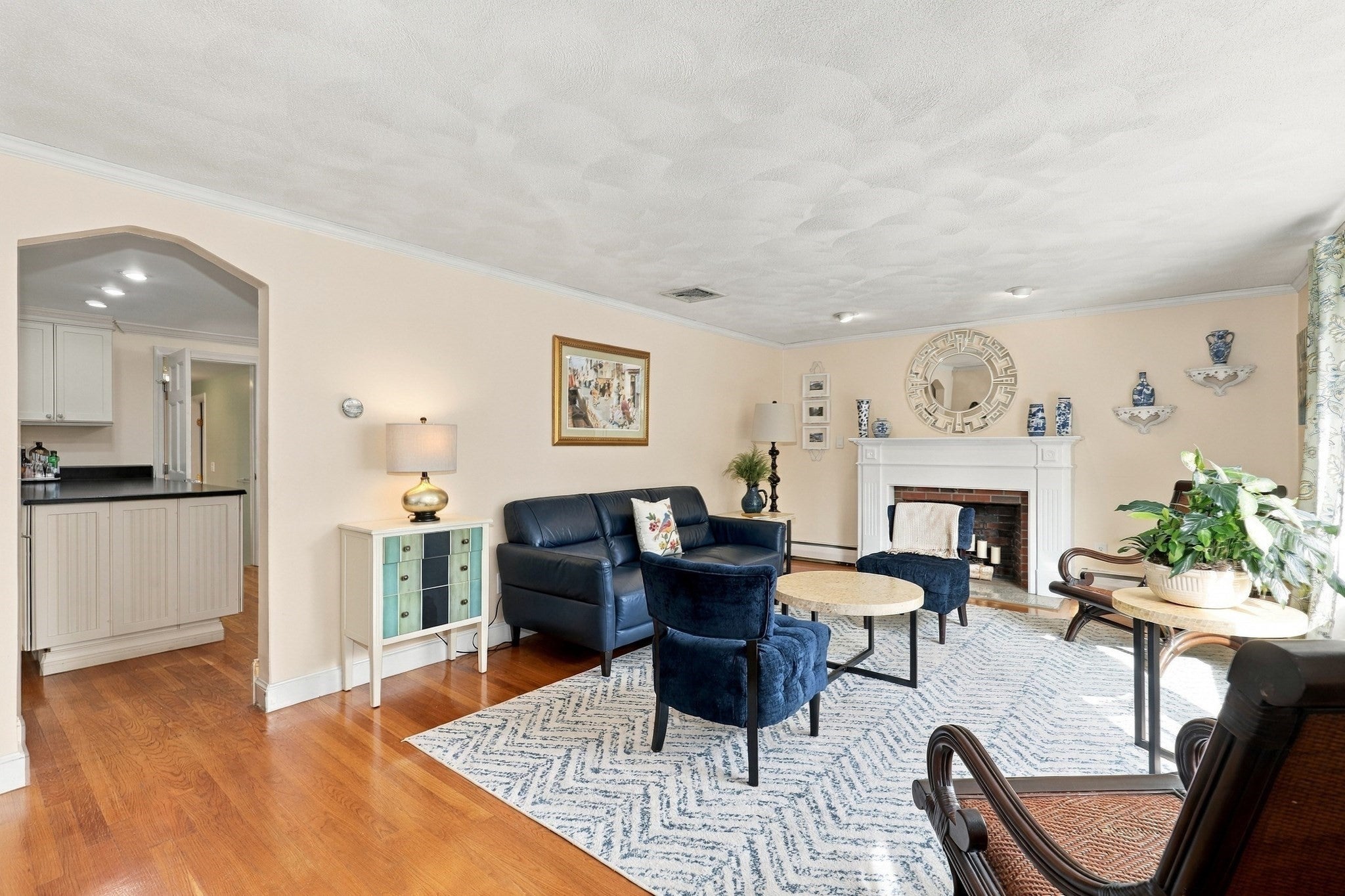 8 Walsh Ave, Stoneham, MA Photo #10