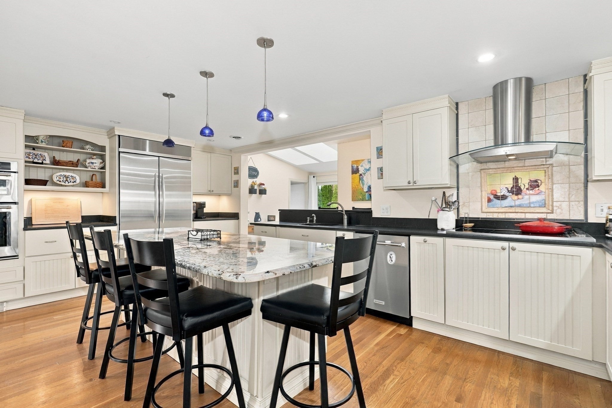 8 Walsh Ave