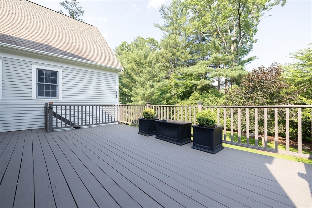 Needham, Massachusetts 02492, United States, 4 Bedrooms Bedrooms, ,4 BathroomsBathrooms,Residential,Contingent,152649