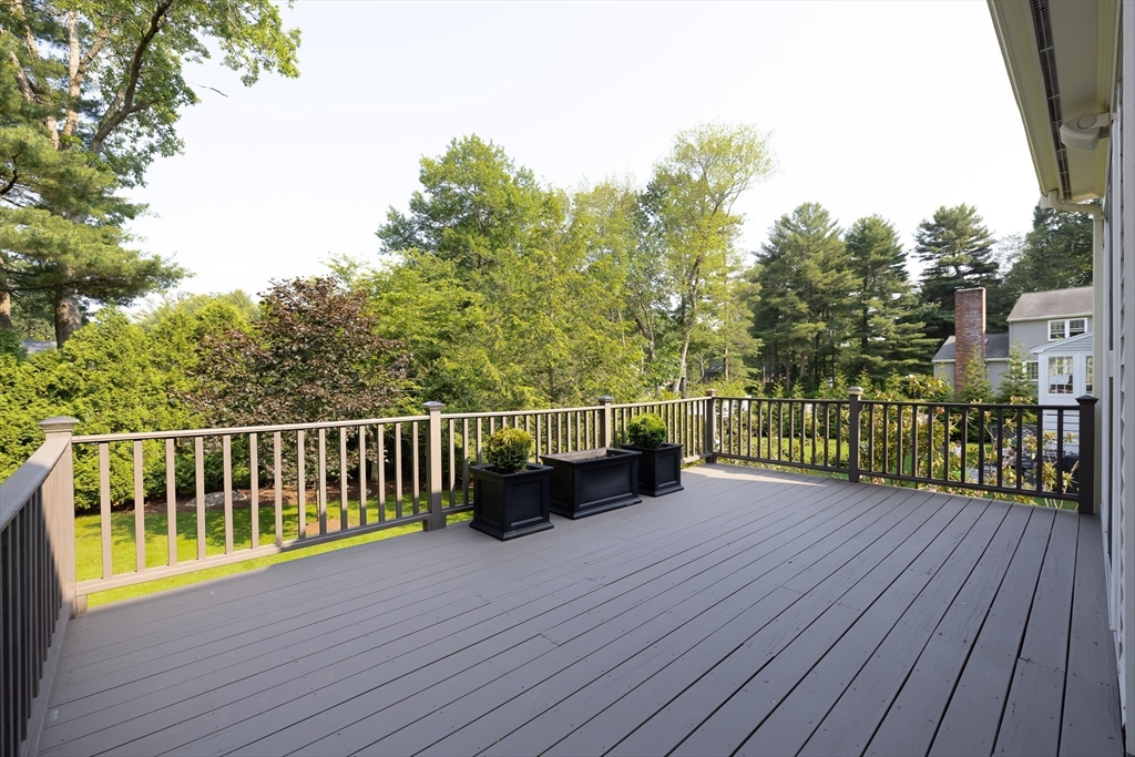 Needham, Massachusetts 02492, United States, 4 Bedrooms Bedrooms, ,4 BathroomsBathrooms,Residential,Contingent,152649