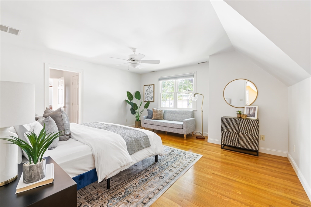 Needham, Massachusetts 02492, United States, 4 Bedrooms Bedrooms, ,4 BathroomsBathrooms,Residential,Contingent,152649