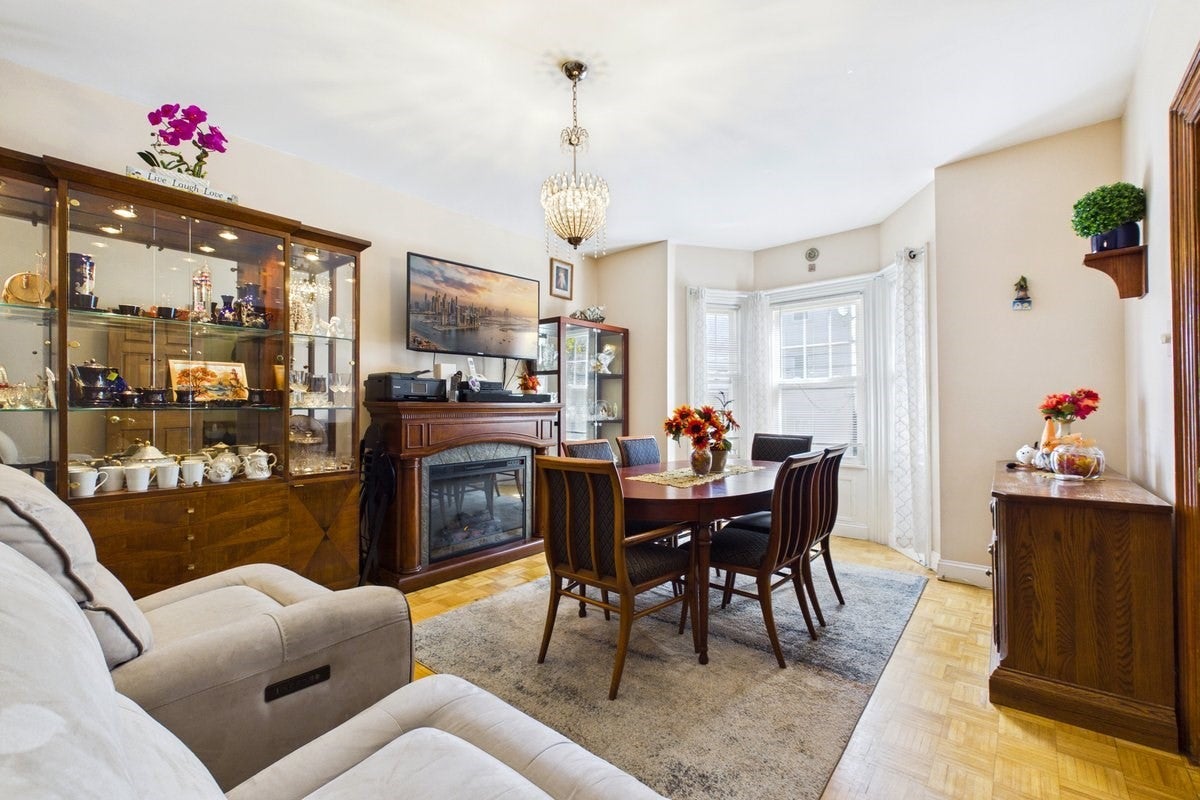 100 Buttonwood St, Boston, MA Photo #10
