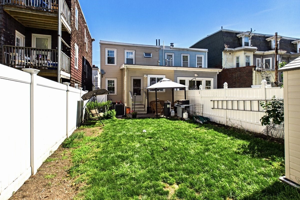 100 Buttonwood St, Boston, MA Photo #7