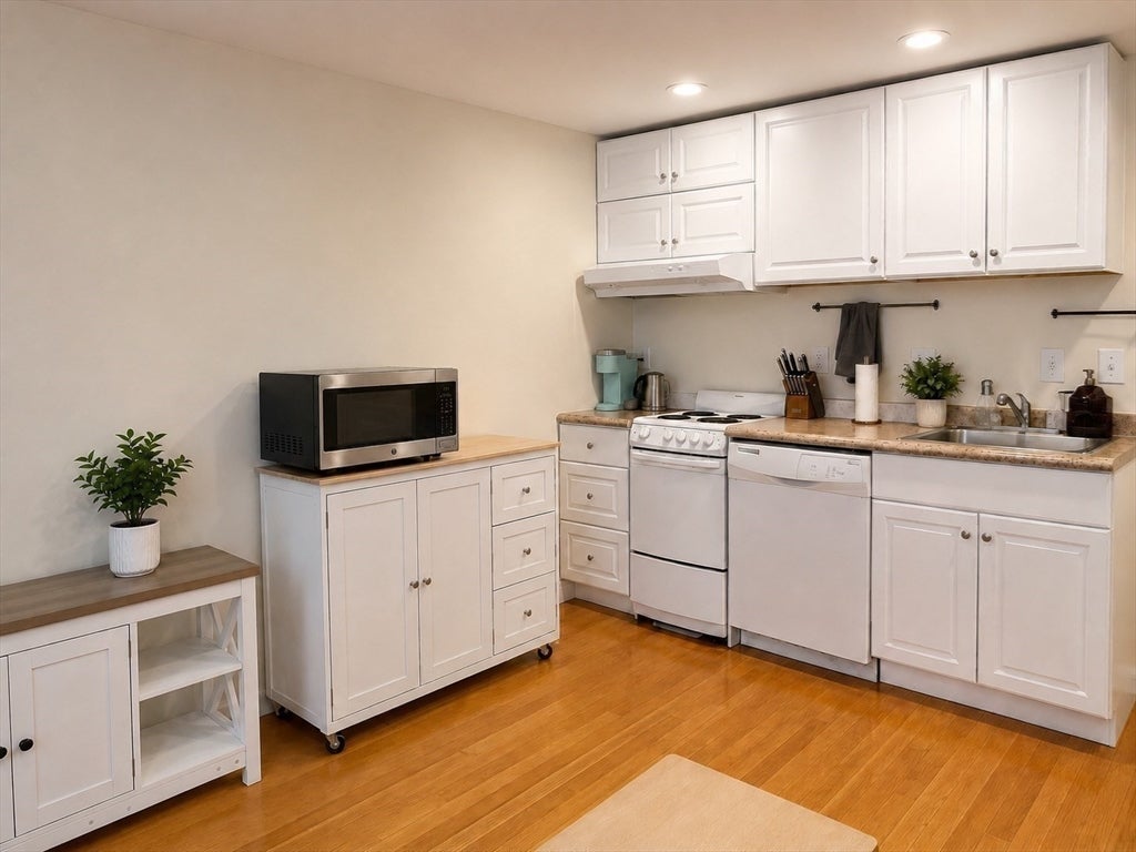 28 Phillips St #G, Boston, MA, 28 Phillips St #G, Boston, MA Photo #4