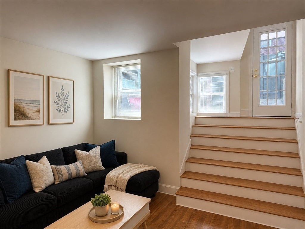 28 Phillips St #G, Boston, MA, 28 Phillips St #G, Boston, MA Photo #2