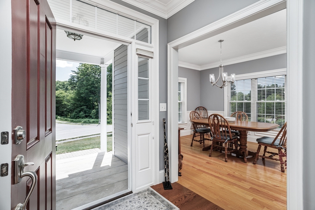 150 Nicholas Dr