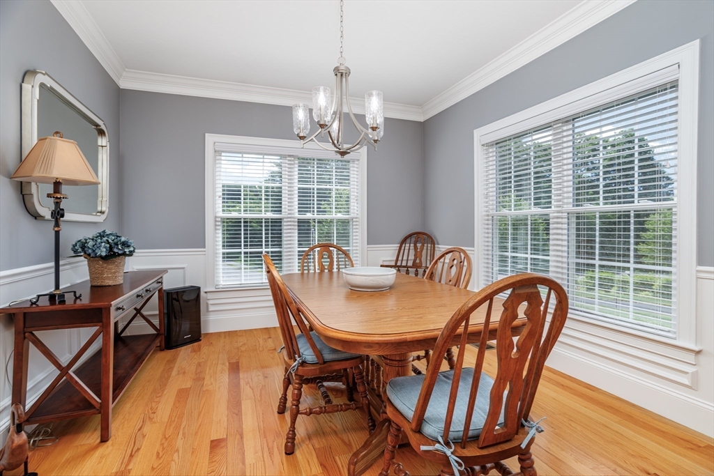 150 Nicholas Dr