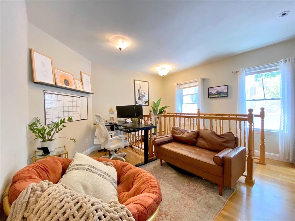 512 East 3rd St #1, Boston, MA Photo #8