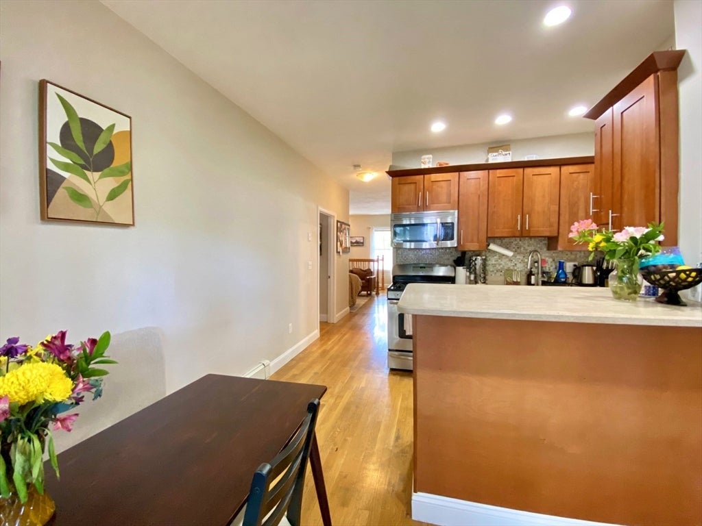 512 East 3rd St #1, Boston, MA Photo #5