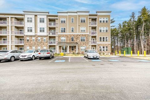 2 Winslow Ln 2302 Grafton MA 01519