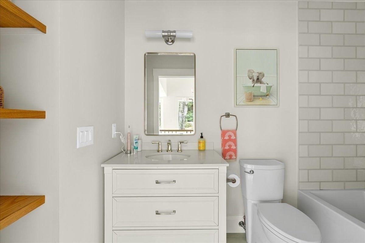 9 Pioneer Rd, Hingham, MA, 9 Pioneer Rd, Hingham, MA Photo #19