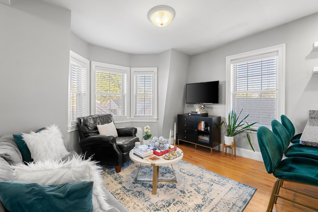 7 Brewster Street 3