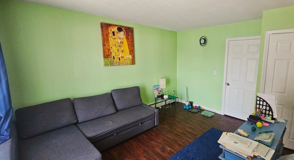164 Galen St 25