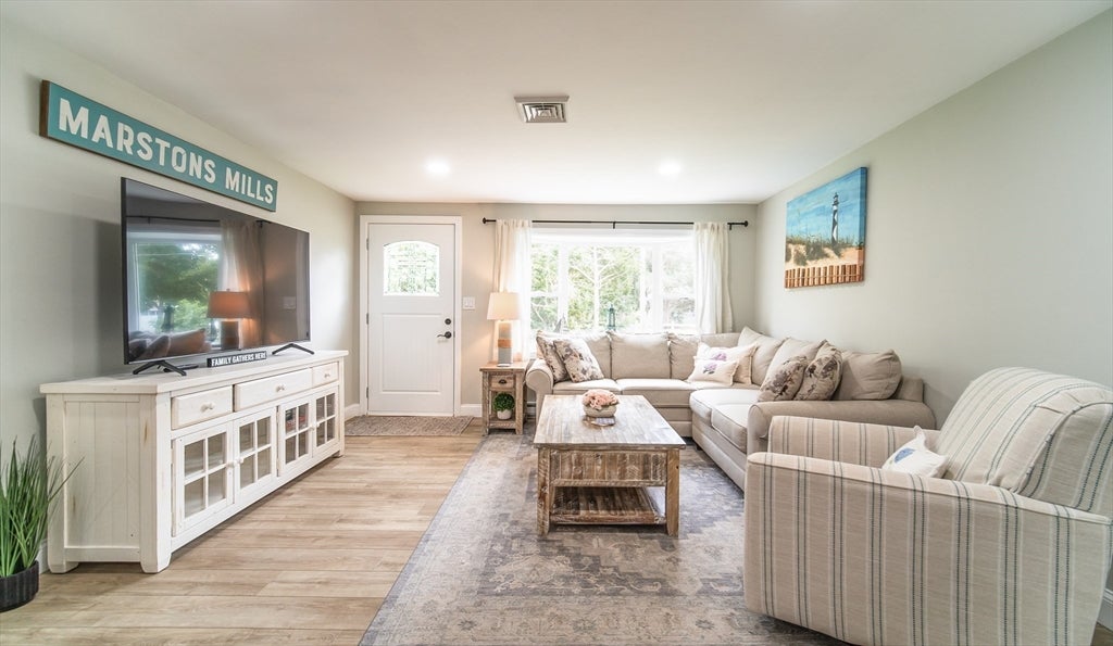 945 Santuit Newtown Rd, Barnstable, MA, 945 Santuit Newtown Rd, Barnstable, MA Photo #10