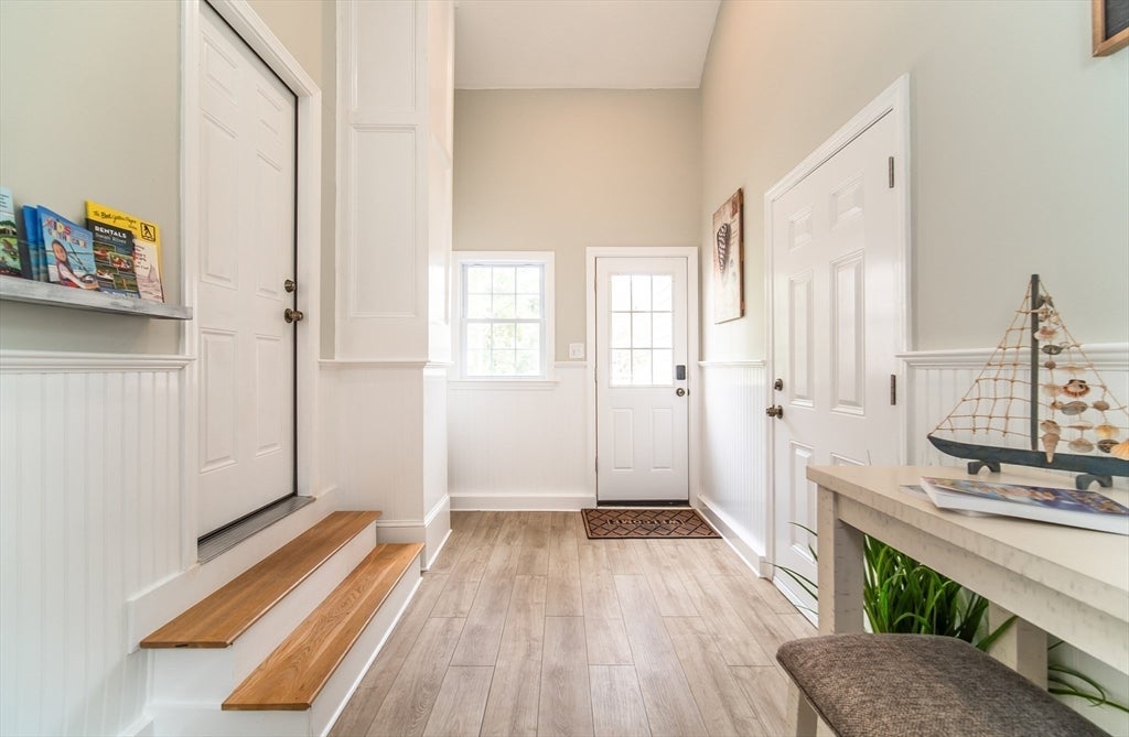 945 Santuit Newtown Rd, Barnstable, MA, 945 Santuit Newtown Rd, Barnstable, MA Photo #4