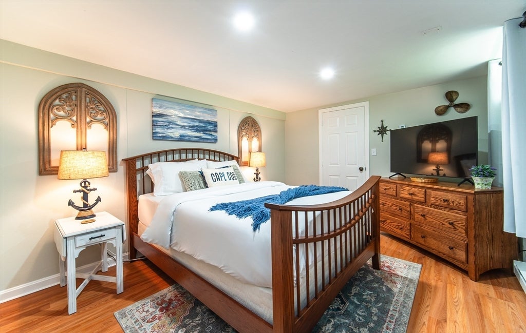 945 Santuit Newtown Rd, Barnstable, MA, 945 Santuit Newtown Rd, Barnstable, MA Photo #12